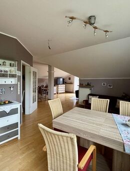 Schöne Dachgeschosswohnung in zentraler Lage. Ihr individuelles Zuhause mit Potenzial. - Delbrück