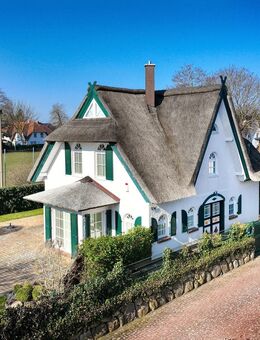 Komfortables, großzügiges Einfamilienhaus unter Reet mit TOP-Ausstattung zum Wohlfühlen & Seele baumeln lassen - Zingst (Ostseebad)
