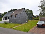 IMWRC – Ronsdorf bietet Perspektive! Schieferhaus in grüner Lage – entkernt und mit Baugrundstück! - Wuppertal