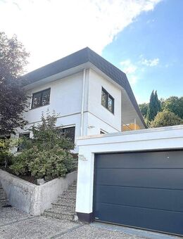 Exklusive Familienoase mit Weitblick! Haus mit Garten und separater Einliegerwohnung! - Heppenheim (Bergstraße)