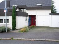 Freistehendes Zweifamilienhaus in unverbaubarer Feldrandlage - Heilbronn