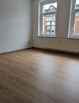 **4-Raum Wohnung in ruhiger Lage ** - Elsterberg