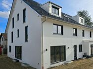 Bezugsfertige Neubau-Doppelhaushälfte in Perlach Nähe Trudering - Provisionsfrei (Haus 3) - München