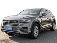 VW Touareg, 3.0 V6 TDI Elegance, Jahr 2019 - Hannover