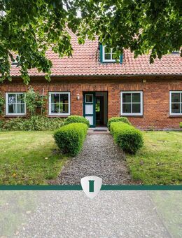Charmanter Resthof nahe der Ostsee - Tierparadies mit vier Wohneinheiten und optionalem Weideland - Neukirchen (Landkreis Ostholstein)