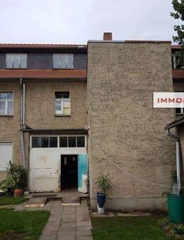 IMMOBERLIN.DE - Attraktives Zinshaus mit viel Potential in guter Ortskernlage - Liebenwalde