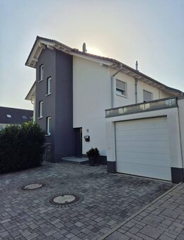 Luxuriöse DHH, die keine Wünsche offen lässt! - Schopfheim