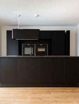 Bezugsfertig: Urbaner Luxus trifft architektonische Raffinesse! - Sindelfingen