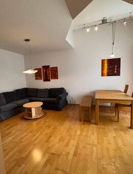 Helle Dachgeschosswohnung mit Loggia und 2 TG in Ingolstadt-Haunwöhr - Ingolstadt