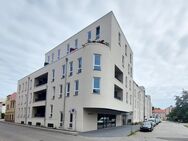 Moderne 3-Zimmer-Wohnung mit Terrasse und möglichem Tiefgaragenstellplatz im Herzen der Stadt zu vermieten. - Cottbus