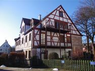 Wohnen in historischem Ambiente, 2,5 Zi. mit Balkon in Poppenreuth | - Fürth