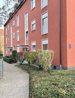 ***AB SOFORT VERFÜGBAR*** TOP GEPFLEGTE 3 ZIMMER WOHNUNG MIT BALKON UND TG-STELLPLATZ - Nürnberg