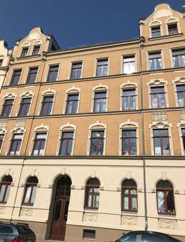 Wunderschöne Altbauwohnung mit Einbauküche, Parkett + Fußbodenheizung!!! - Chemnitz