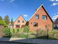 Zwei Häuser auf einem Grundstück - auch separat erhältlich! Ideal für Investoren oder Familien - Mölln (Schleswig-Holstein)