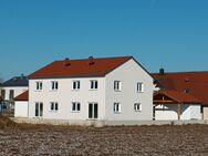 +++Schöne Doppelhaushälfte mit Garage und Carport! -Freier Blick auf Wiesen und Felder-+++ - Langenmosen