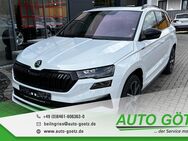 Skoda Karoq, Sportline Vorb VZE Digi elektr Heckkl vo hi LichtAssist SpurAssist Connect Sunset 4xEFH Ladeboden beheiz Frontscheibe Armlehne Metallic, Jahr 2024 - Beilngries