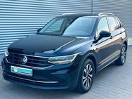 VW Tiguan 1.5 TSI OPF Active LED ACC 3 ZonenKlima - Schkeuditz