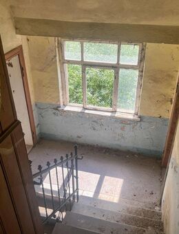 Charmantes Gründerzeit-Mehrfamilienhaus mit zeitloser Eleganz und Potenzial. - Chemnitz