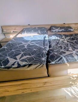Doppelbett mit elektrischen Lattenrosten - Bergrheinfeld
