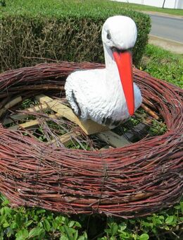 Storchennest mit 1 Storch klein NEU Gartendeko Dekofigur für Haus und Garten - Hergisdorf