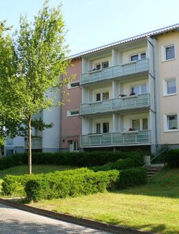 Sanierte Erdgeschosswohnung in Waldnähe - mit mgl. Übernahme EBK! - Neustrelitz