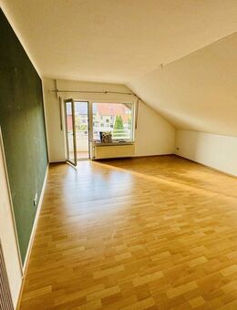 Dachgeschosswohnung mit Balkon im Kurort - Bad Sassendorf