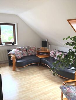 Zentral gelegene 2-Zimmerwohnung mit garantierter Aussicht! - Geislingen (Steige)