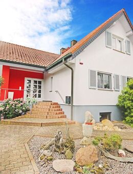 Hochwertig ausgestattetes Einfamilienhaus mit idyllisch angelegtem Grundstück in Dessau-Alten - Dessau-Roßlau
