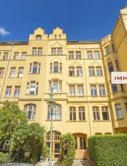 IMMOBERLIN.DE - Schöne Altbauwohnung mit Südloggia & Lift in ruhiger Trendlage - Berlin