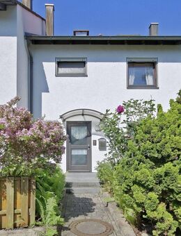 Flexibles Familienleben: Haus mit viel Platz und charmantem Garten - Asperg