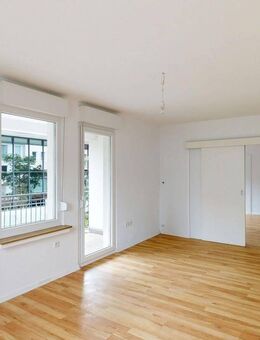 Frisch renovierte 2-Zimmer-Wohnung mit Balkon und PKW-Stellplatz in Hamm-Mitte - Hamm