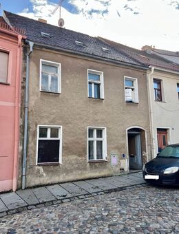 Reihenhaus mit Potenzial in bevorzugter Stadtlage von Kamenz - Kamenz