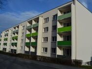 Sanierte 4-Zi.- Wohnung mit Balkon im 1.OG - Rainweg in Saalfeld - Saalfeld (Saale)