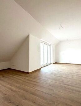 Hochwertige 4-Zimmer Dachgeschosswohnung mit ruhiger Dachterrasse zum Erstbezug - Landshut