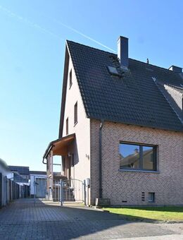 Gut geschnittene Doppelhaushälfte auf Erbbaugrundstück mit Traumgarten und Entwicklungspotenzial - Hamm