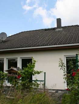 Leben und arbeiten in einem ruhigen Bungalow in Hessisch-Oldendorf, Friedrich-Kölling-Str. 9 (im Wendehammer) ... !!! - Hessisch Oldendorf