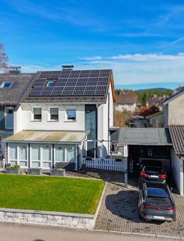 Moderne Doppelhaushälfte in Titisee - Titisee-Neustadt