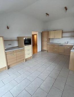 5 ***** Toller Grundriss - hochwertige Einbauküche - sofort verfügbar - mit Parkplatz - Speyer