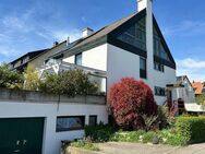 Gepflegte Doppelhaushälfte mit großer Terrasse u. Garten in familienfreundlicher Lage - Filderstadt