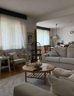 Großzügige 3-Zimmer-Wohnung mit Balkon/EBK/möbiliert in ruhiger Lage von Wuppertal - Wuppertal