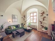 Exklusive Wohnung in der Altstadt - 2 Zimmer mit Einbauküche, großem Bad und Galerie - Amberg