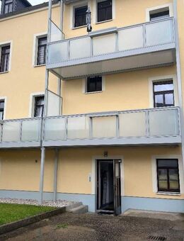 helle 2 Raumwohnung mit Balkon, Einbauküche und Garage zentral in Brand-Erbisdorf - Brand-Erbisdorf