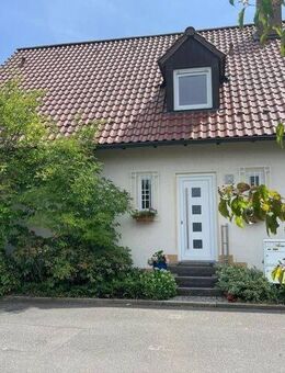 Attraktives Einfamilienhaus in einen Ortsteil von 90547 Stein zu verkaufen. - Stein (Bayern)