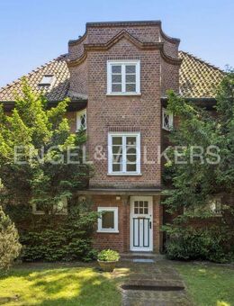 Rarität im Villenviertel: Rotklinkervilla mit traumhaftem Grundstück in Bestlage - Ahrensburg