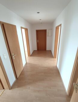 Stadtnahe 3 Raum Wohnung - WG geeignet! - Meiningen