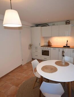 *Schnuckelige 1-Zimmer-Souterrain-Wohnung in Heidenau zu vermieten* - Heidenau (Niedersachsen)