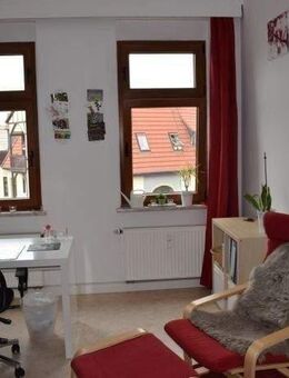Innenstadt-Süd 3 Raum Wohnung mit moderner neuer Einbauküche - WG möglich - - Halle (Saale)