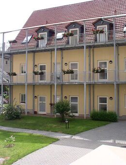 Attraktive 2 Zimmer Dach Wohnung *** AWO Leistungen möglich *** Frei - Altenburg