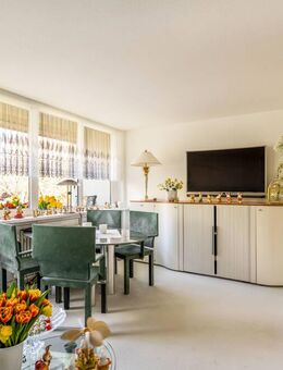 Zur Anlage: Schöne 2-Zi-ETW mit Balkon, auf Nießbrauch, in Berlin-Friedrichsfelde - Berlin