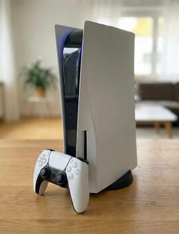 PlayStation 5 Konsole mit Controller + 2 Spiele - Berlin